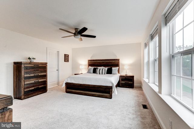 1806 S CENTRAL PARK DR, Middletown, DE 19709