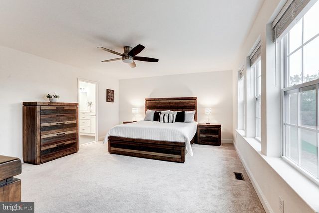 1806 S CENTRAL PARK DR, Middletown, DE 19709