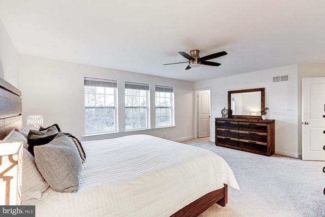 1806 S CENTRAL PARK DR, Middletown, DE 19709