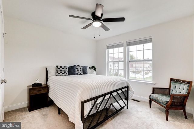 1806 S CENTRAL PARK DR, Middletown, DE 19709