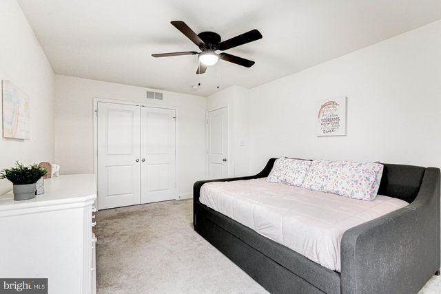 1806 S CENTRAL PARK DR, Middletown, DE 19709