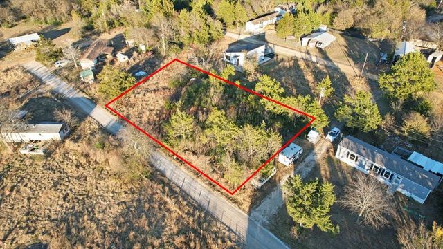 000 Woodwind Drive, Gordonville, TX 76245