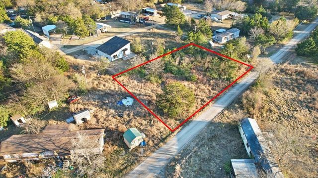 000 Woodwind Drive, Gordonville, TX 76245