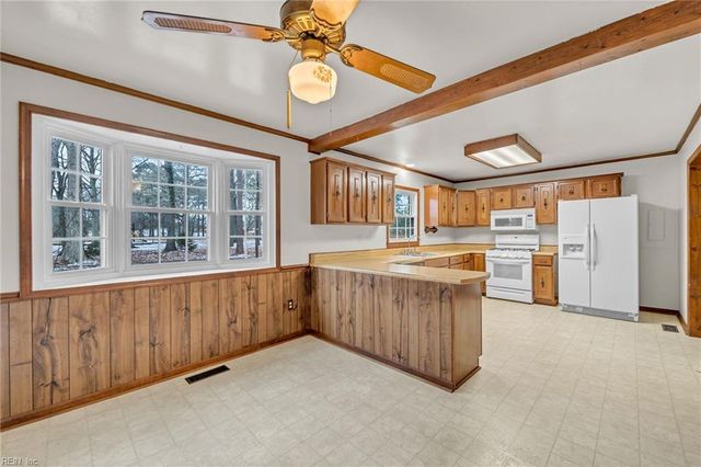 161 Chickamauga PK, Hampton, VA 23669