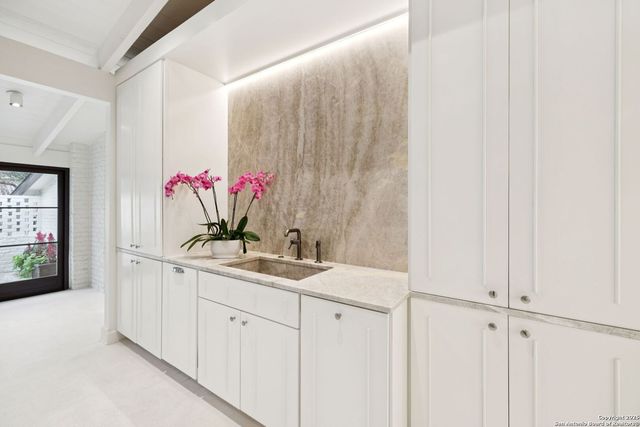 510 Lamont, San Antonio, TX 78209