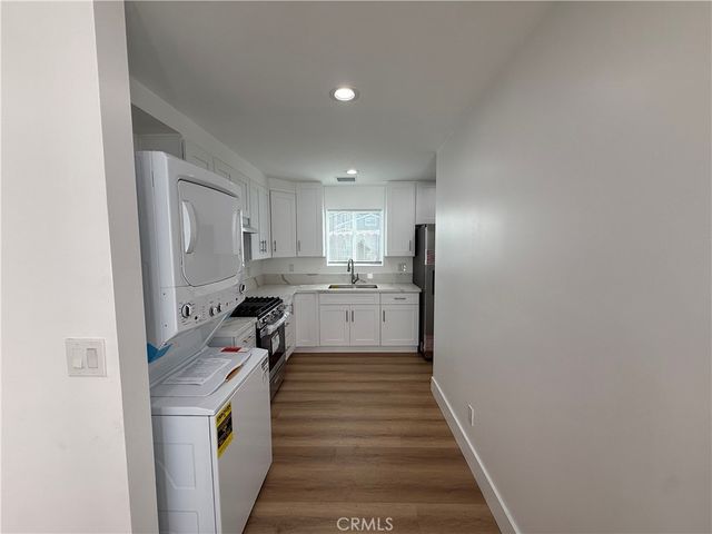 2808 Exposition Pl, Los Angeles, CA 90018