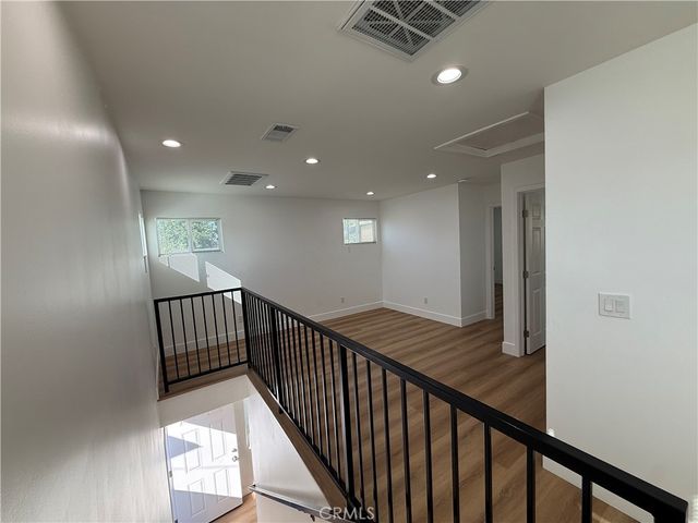 2808 Exposition Pl, Los Angeles, CA 90018