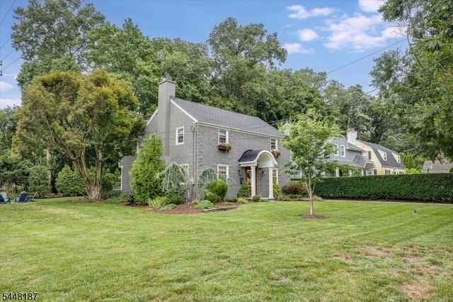 24 Ridge Rd, Glen Rock Boro, NJ 07452