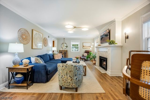 24 Ridge Rd, Glen Rock Boro, NJ 07452