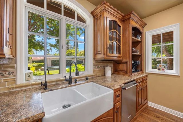 3594 Castle Reagh Place, Riverside, CA 92506