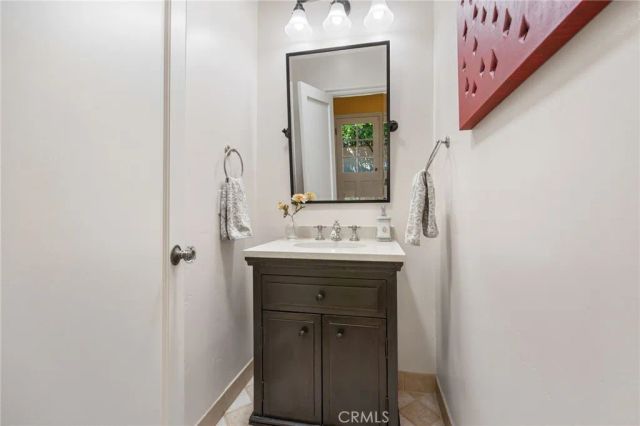 3594 Castle Reagh Place, Riverside, CA 92506