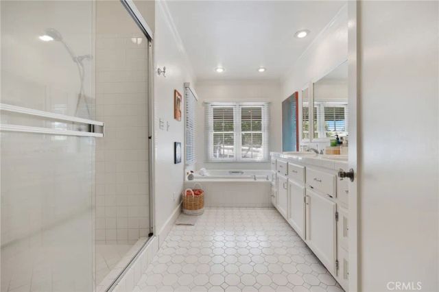 3594 Castle Reagh Place, Riverside, CA 92506