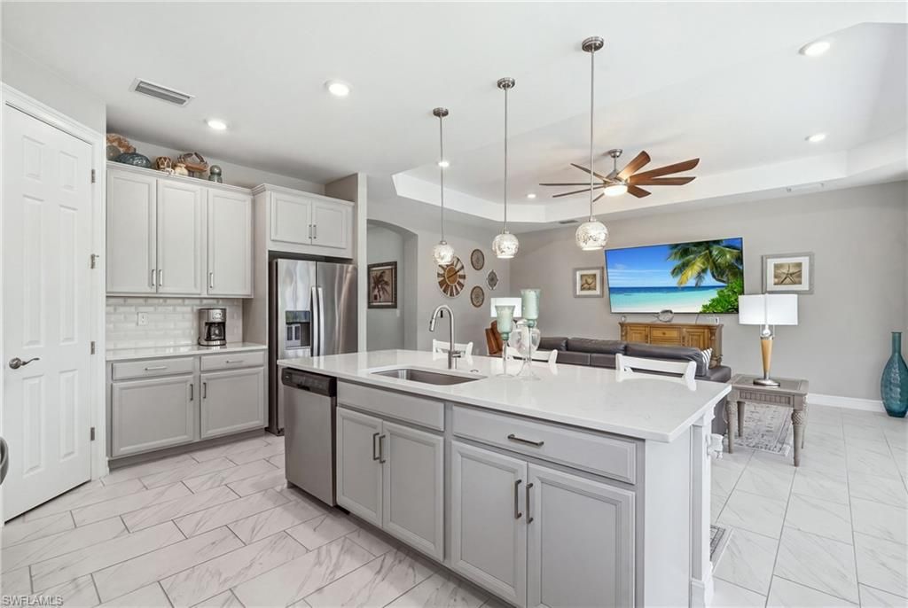 16530 Seagate PL, BONITA SPRINGS, FL 34135 — photo 4