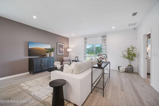 3415 Viridian Circle, Melbourne, FL 32904