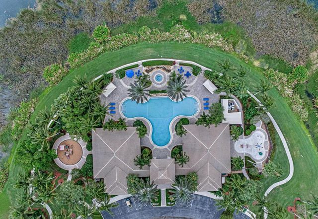 10181 Cobblestone Creek Drive, Boynton Beach, FL 33472