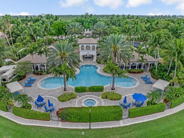 10181 Cobblestone Creek Drive, Boynton Beach, FL 33472