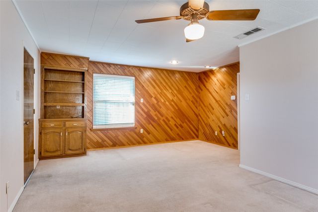 2413 Parkside Drive, Garland, TX 75040