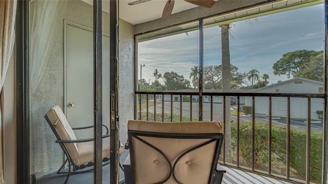 6145 113TH STREET 415, Seminole, FL 33772