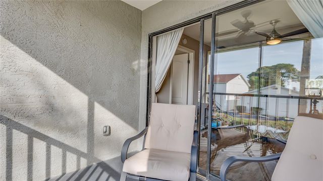 6145 113TH STREET 415, Seminole, FL 33772