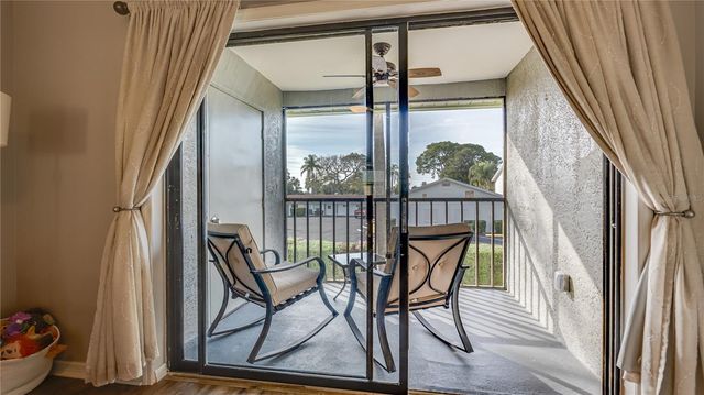 6145 113TH STREET 415, Seminole, FL 33772