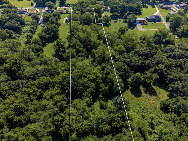 604 N Dickinson Road, Independence, MO 64050