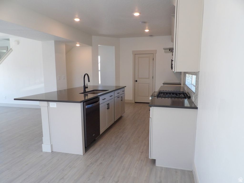 109 E BRUSHY ST, Saratoga Springs, UT 84045 — photo 4