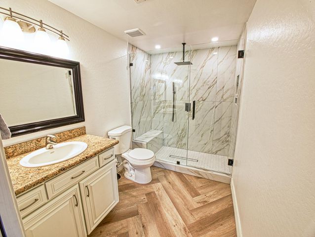 7609 E Indian Bend Road 2009, Scottsdale, AZ 85250