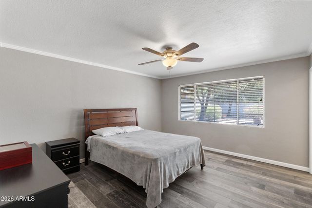317 E GRISWOLD Road, Phoenix, AZ 85020