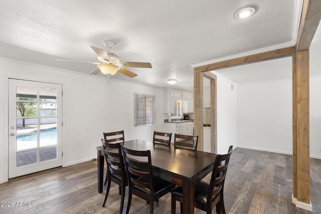 317 E GRISWOLD Road, Phoenix, AZ 85020