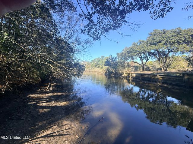 3601 Ling Street, Gautier, MS 39553