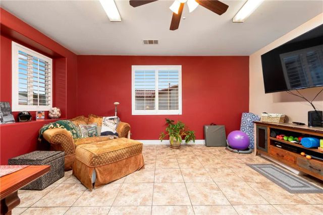 29161 Harmony Way, Saugus, CA 91390