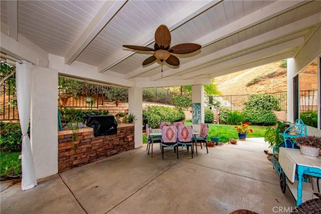 29161 Harmony Way, Saugus, CA 91390