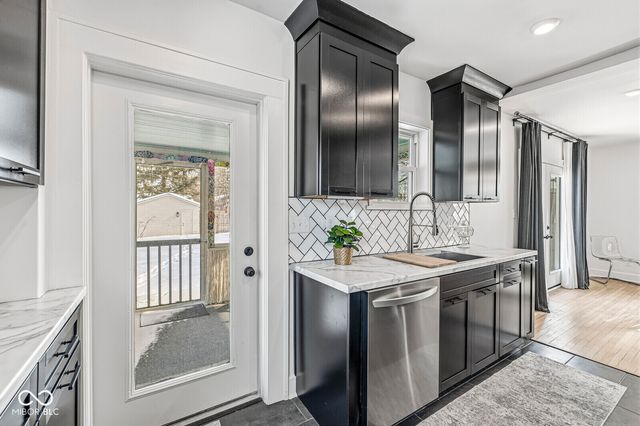 5409 Carrollton Avenue, Indianapolis, IN 46220