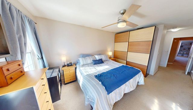 244 Millers Crossing 244, Itasca, IL 60143