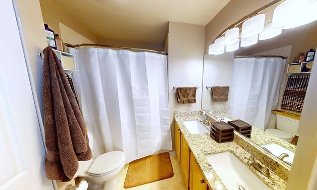 244 Millers Crossing 244, Itasca, IL 60143