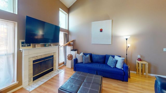 244 Millers Crossing 244, Itasca, IL 60143