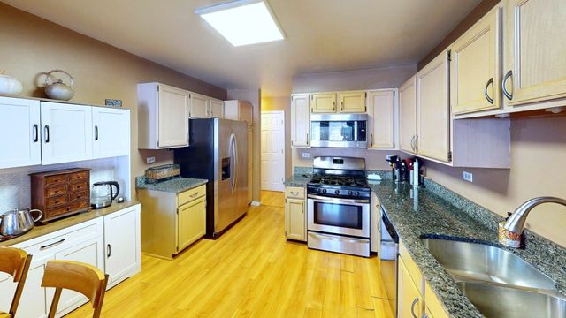 244 Millers Crossing 244, Itasca, IL 60143