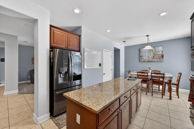 1404 High Noon Dr, Plumas Lake, CA 95961