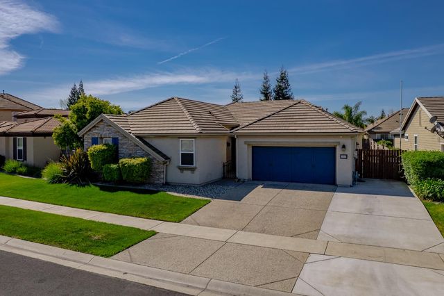 1404 High Noon Dr, Plumas Lake, CA 95961