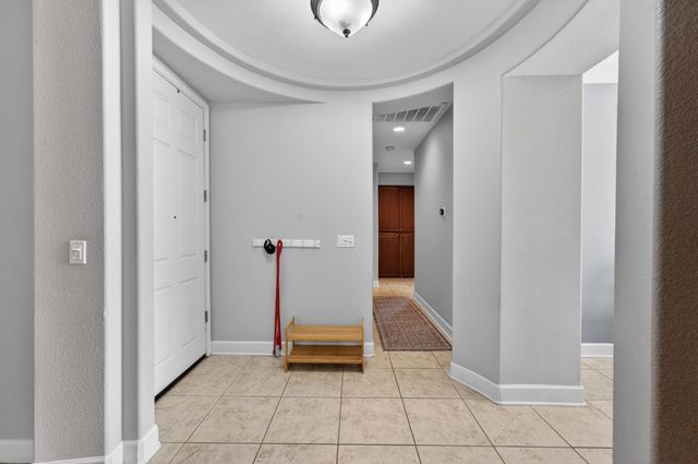 1404 High Noon Dr, Plumas Lake, CA 95961