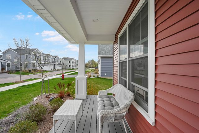 81 Leo Lane, South Burlington, VT 05403