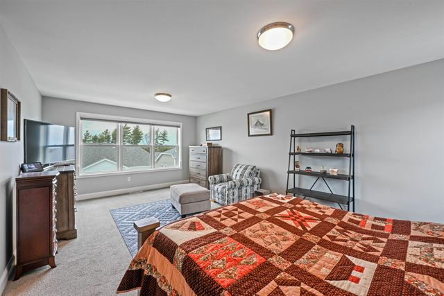 81 Leo Lane, South Burlington, VT 05403