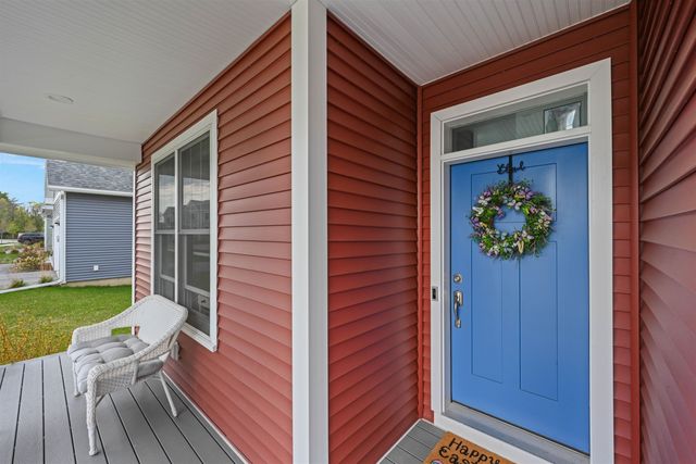 81 Leo Lane, South Burlington, VT 05403