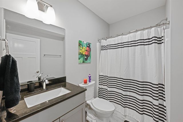 81 Leo Lane, South Burlington, VT 05403