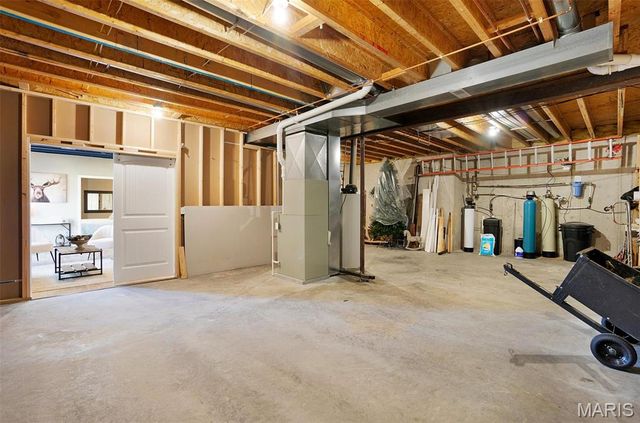 51 Champion Circle, Troy, MO 63379