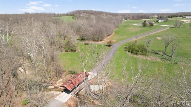 51 Champion Circle, Troy, MO 63379