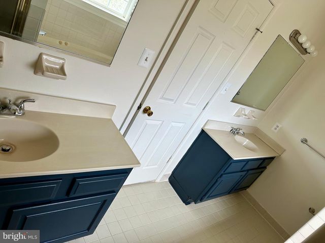 2100 COUNTRY PINES CT, Waldorf, MD 20601