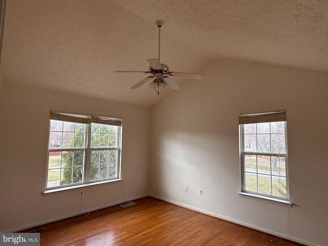 2100 COUNTRY PINES CT, Waldorf, MD 20601