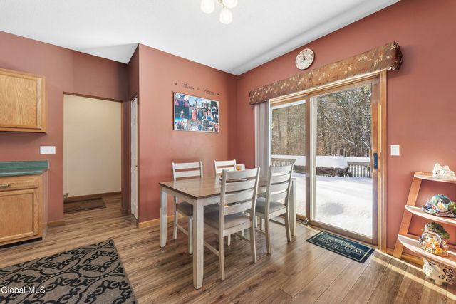 132 Hudson Pointe Boulevard, Queensbury, NY 12804