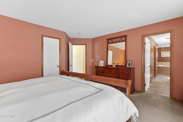 132 Hudson Pointe Boulevard, Queensbury, NY 12804